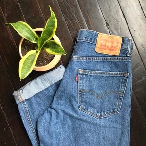 Vintage Levi’s 550 High Waist Jeans🌺